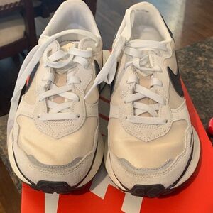 Nike Cream and Black Athletic Shoes